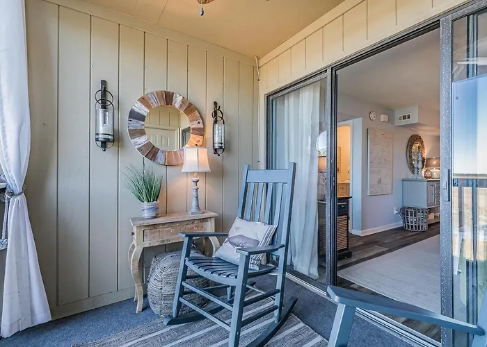 Ocean Bliss Cottage! Beach Club Villa With Canal Views - Short Walk To Beach